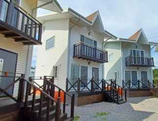 Bangunan 2 Seogwipo Jungmun Oasis Pension