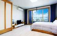 ห้องนอน 2 Tongyeong Cobalt Blue Pension