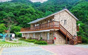 ภายนอกอาคาร 4 Jecheon Sopungganeunnal Pension