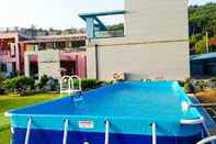 Swimming Pool Taean JK House Pension