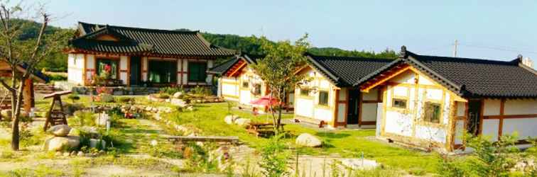 ภายนอกอาคาร Yangyang Seorak Nadeul Pension