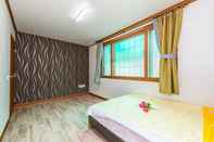 Bedroom Miryang Nature and People Pension