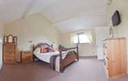 Bedroom 7 3 Bed Cottage With Hot Tub & Near New Quay, Wales