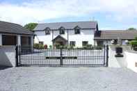 Bangunan 3 Bed Cottage With Hot Tub & Near New Quay, Wales