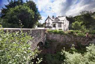 Exterior 4 Newbridge on Usk