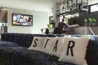 Bar, Cafe and Lounge the niu Star