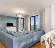 Common Space 6 Apartment 8 Waterstone House - Luxury Apartment Sea Views Pet Friendly