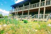 Exterior Wildwood Resort & Marina