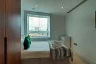 Bedroom MySquare Apartments Canary Wharf