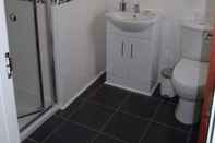 In-room Bathroom Newholme Cottage.........new for 2021