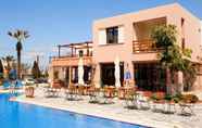 Swimming Pool 4 Omega Platanias