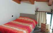 Others 4 Comfortable Attic With Parking Space in Chiavari