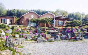 Exterior 4 Chungju Garden Arirang Pension