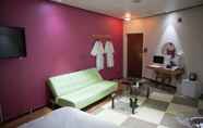 Kamar Tidur 2 Namwon Sanriji Hotel Pension