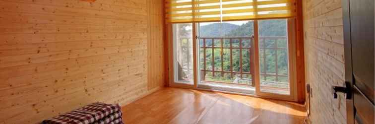 Bedroom Yeosu Elvino Pension