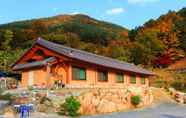 ภายนอกอาคาร 6 Hapcheon Gayasan Hwangtomaeul Pension