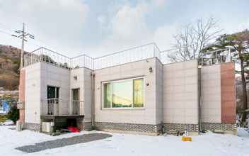 Exterior 4 Gapyeong Solga Pension