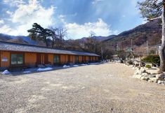 其他 7 Gongju Sangsin Heuljip Pension