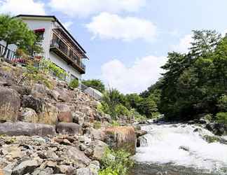 Exterior 2 Danyang Byulmoori Pension