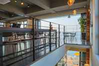 Bar, Cafe and Lounge Pension Sokcho Sea Sea