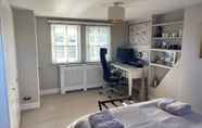 Bedroom 5 Family 4-bed House & Secluded Garden - Wimbledon