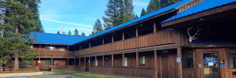 Exterior Willamette Pass Inn