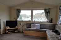 Ruang untuk Umum Waterside Holiday Park, Paignton, Sleep 6 Caravan