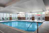 Swimming Pool Fairfield Inn & Suites by Marriott Lewisburg