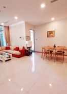 COMMON_SPACE Spacious Modern 4-bed 140sqm Vinhomes Apartment