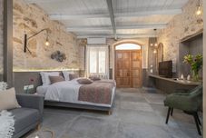 Bedroom Unique Suite