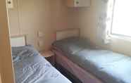 Phòng ngủ 4 3-bedroom Caravan at Thorness bay