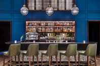 Bar, Kafe dan Lounge The Loutrel