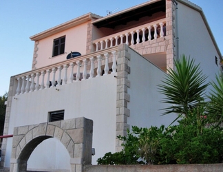 Exterior 2 A2 - apt Near Beach With Terrace and the sea View