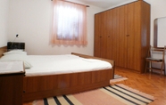 Kamar Tidur 3 A1 - apt Near Beach With Terrace and the sea View