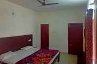 Bedroom Madha Home Resorts