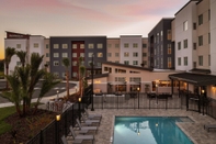 Swimming Pool Residence Inn by Marriott Tampa Wesley Chapel