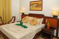 Bedroom Senani Hotel