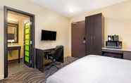 ห้องนอน 3 La Quinta Inn & Suites by Wyndham Oshawa