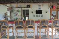 Bar, Kafe dan Lounge Moalboal Beach Resort