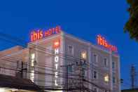 Luar Bangunan ibis Vientiane Nam Phu