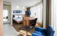 Bedroom 6 Hampton by Hilton Amsterdam Airport Schiphol