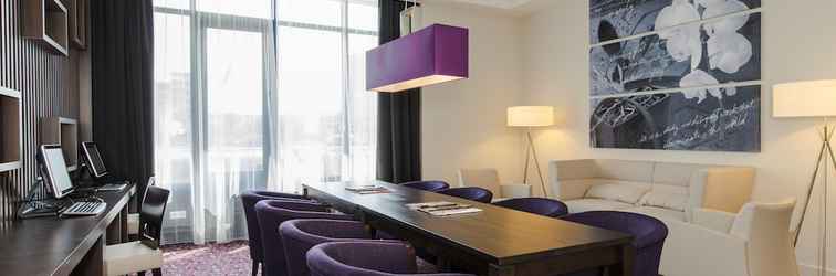 Lobi Hampton by Hilton Amsterdam Airport Schiphol