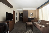 Ruang Umum Courtyard by Marriott Montreal Downtown