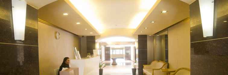 Lobby Airport Apartments Manila