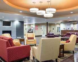 Lobby 4 Comfort Suites Minot