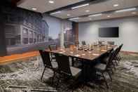 Ruangan Fungsional Residence Inn by Marriott Boston Downtown/Seaport