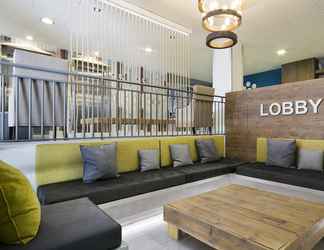Lobi 2 Madrid Airport Suites, Affiliated by Meliá