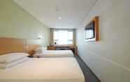 Bedroom 7 Nine Tree Hotel Myeongdong