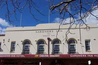 Exterior 4 Gardners Inn Hotel