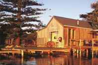 Exterior Boathouse - Birks River Retreat - Birks Harbour